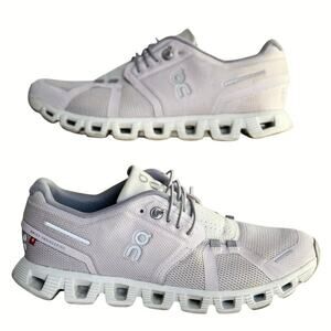On Women's Cloud 5 Sneakers, Lily/Frost, Purple Size 6.5 Medium US